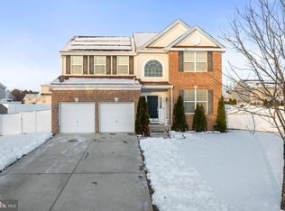 17 Westbury Dr, Berlin, NJ 08009