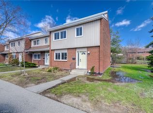 121 University Ave E #22, Waterloo, ON