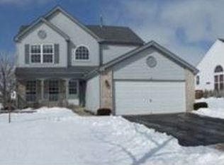1 Birkdale Ct, Lake In The Hills, IL 60156
