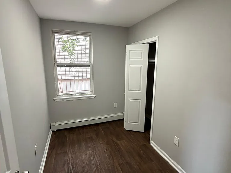 313 Court St #1R — Photo 3
