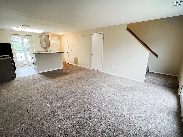 Woodhills Apartments — Photo 63