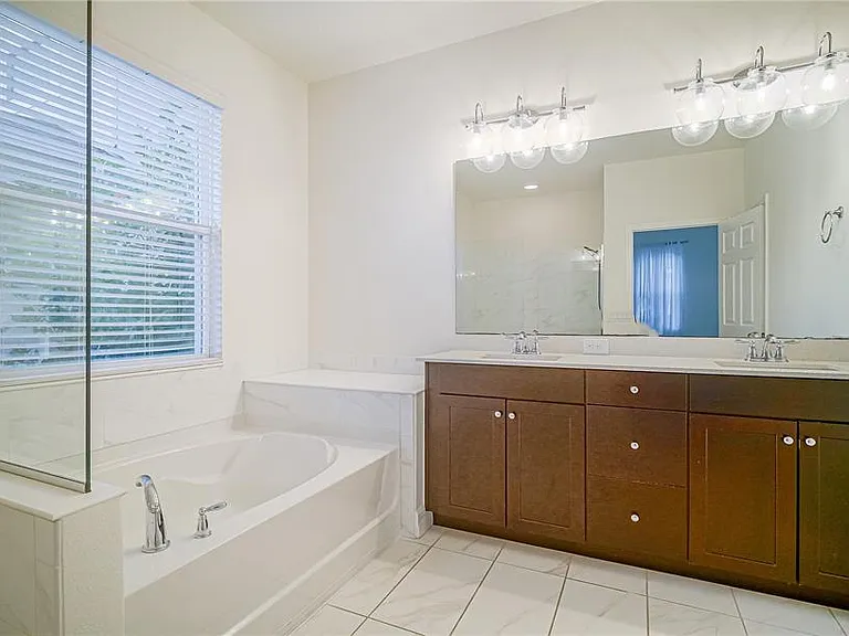 8201 Corkfield Ave — Photo 29