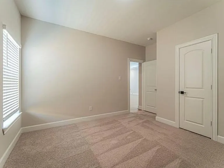 1204 Witherspoon Ln — Photo 19