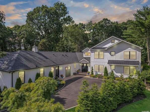 19 Corwin Court, Dix Hills, NY 11746