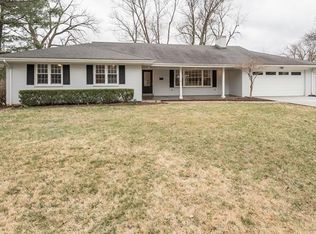 848 Renderer Dr, Saint Louis, MO 63122