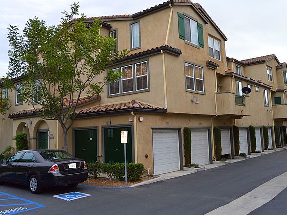 2nd image of 1365 Cassiopeia Ln