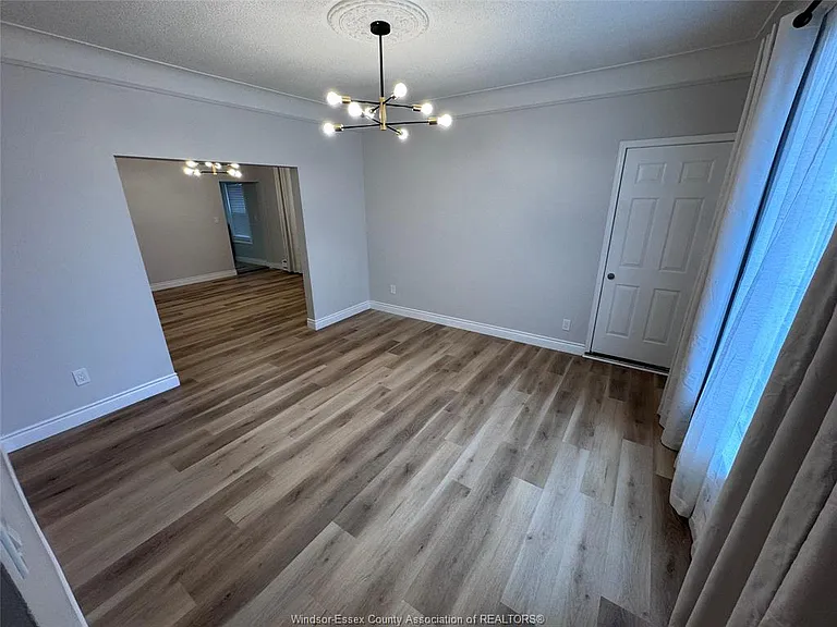 454 Vera Pl — Photo 11