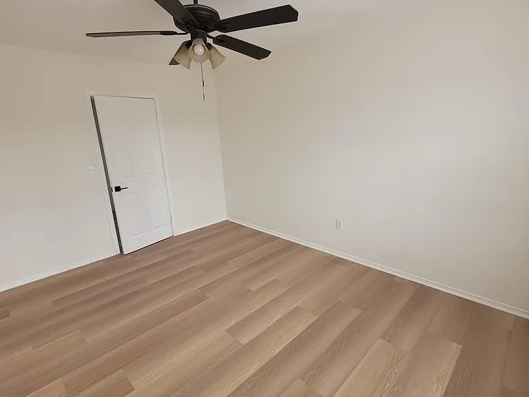 3403 Van Wig Ave #2 — Photo 4