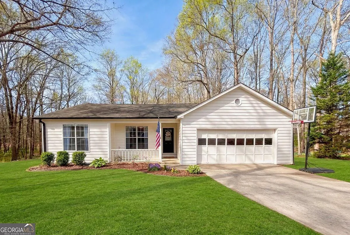 139 Ashwood Ct photo 1