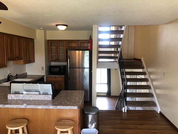 4th image of 5544 Brookdale Dr N
