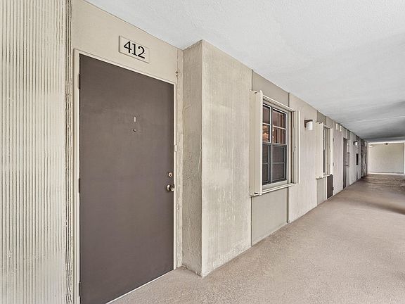 3rd image of 501 SW 11th Place #412