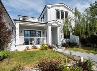 577 31st St, Manhattan Beach, CA 90266