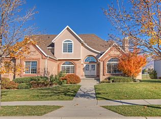 2797 E Newcastle Dr, Sandy, UT 84093