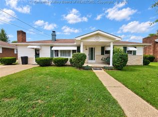 2904 Maple Ave, Point Pleasant, WV 25550