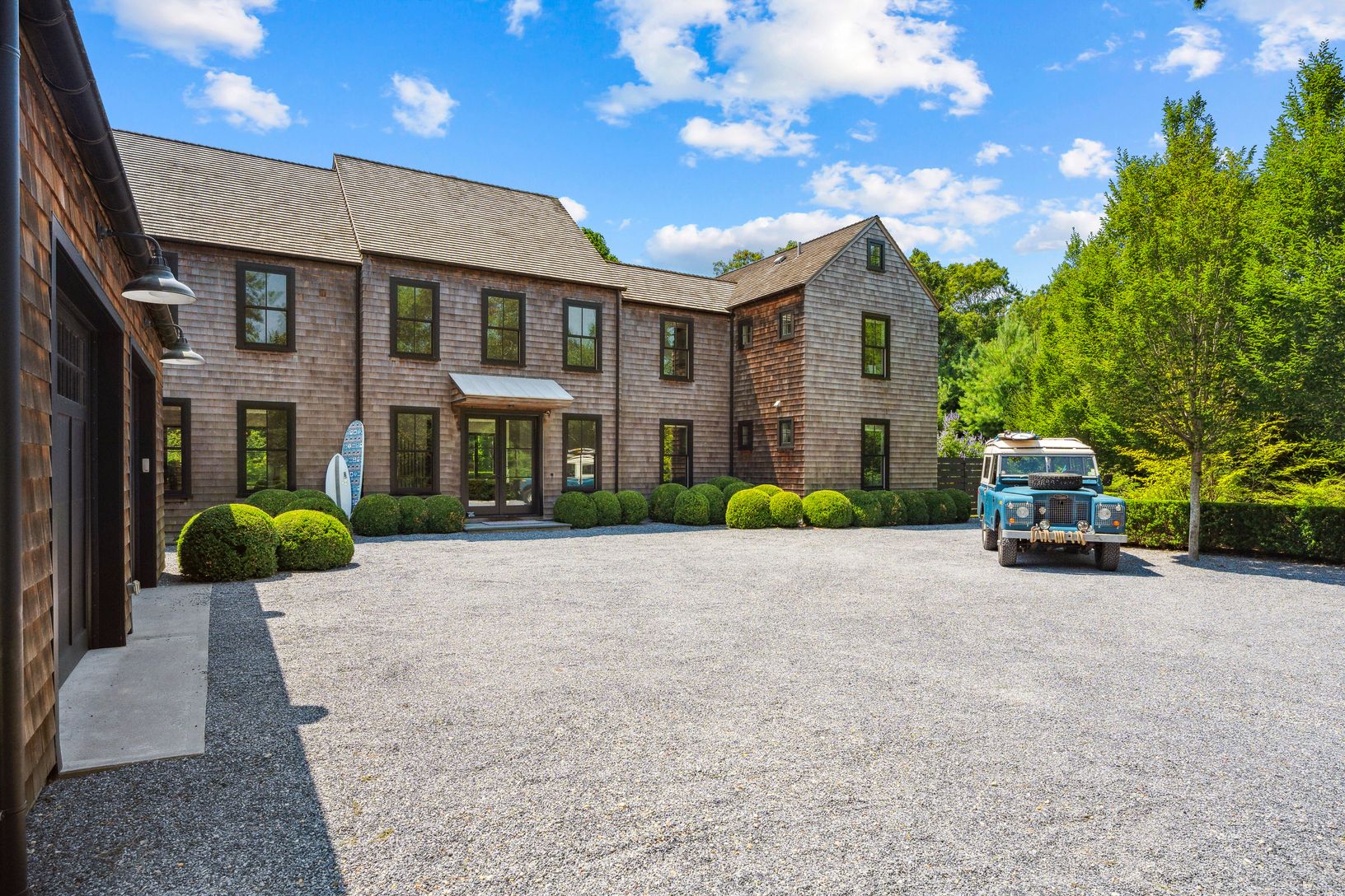  Court yard parking area