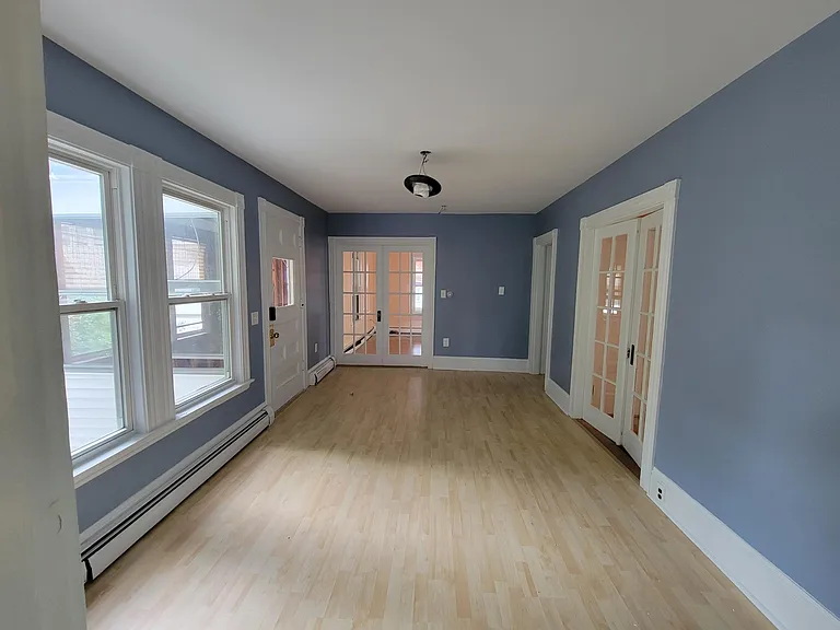 63 Pike St #2 — Photo 36
