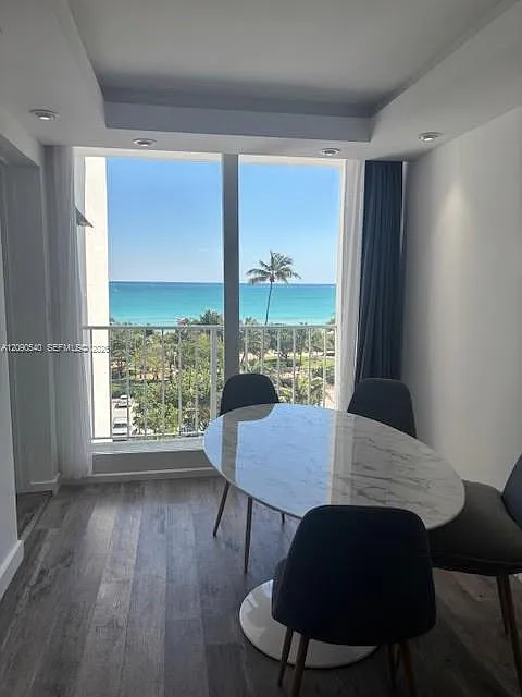Ocean Park Condo — Photo 4