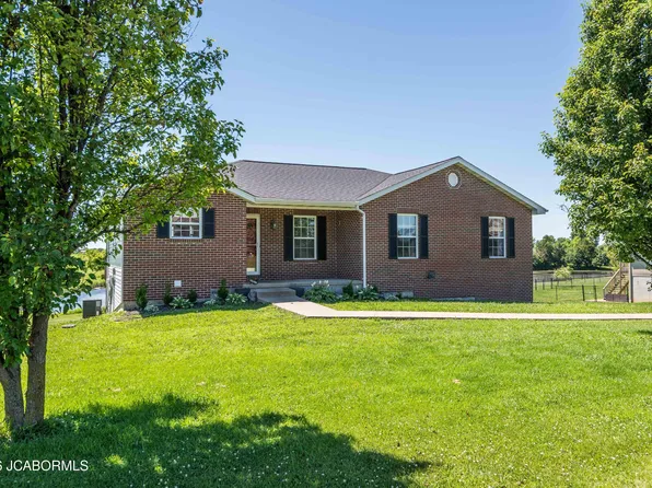 9489 Erika Ln, New Bloomfield, MO 65063