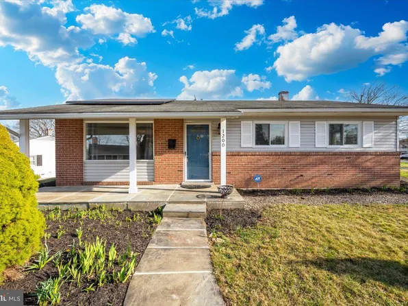 1200 Wilson Pl, Frederick, MD 21702