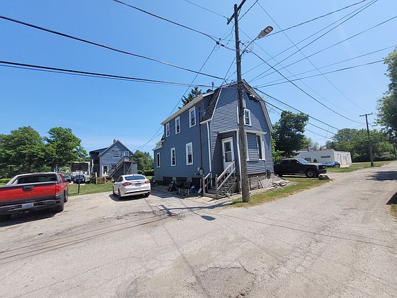 4th image of 1036 Lincoln St