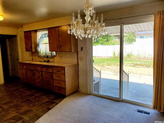 5th image of 7145 S Susan Way