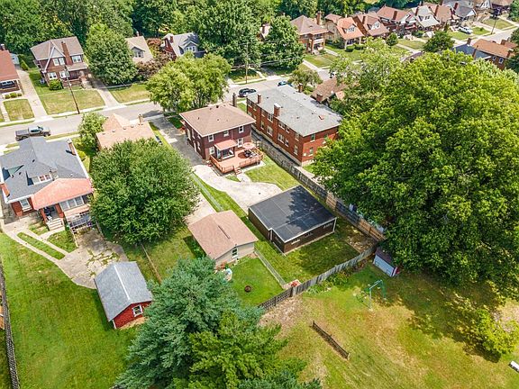 2nd image of 3613 Saint Martins Pl