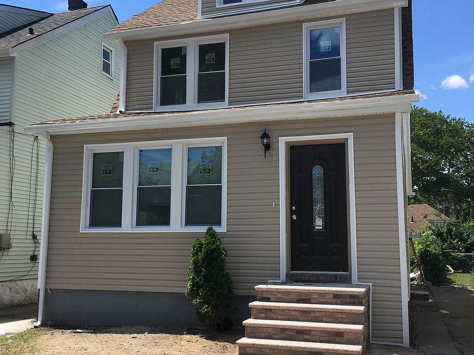1st image of 18623 Mangin Ave #T