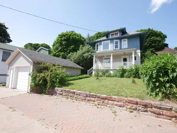 629 Lake Ave, Hancock, MI 49930