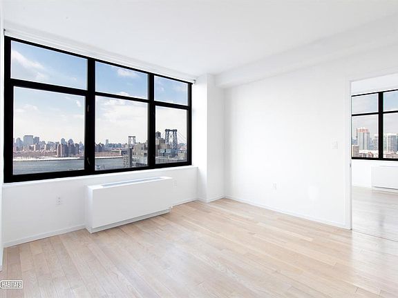 3rd image of 424 Bedford Ave APT 12C
