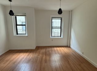 2177 33rd St APT 5C, Astoria, NY 11105