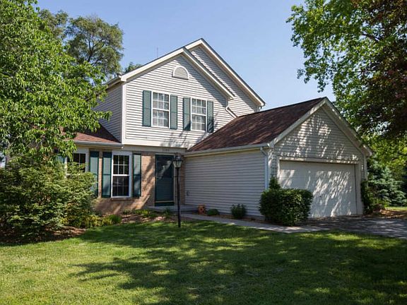 2nd image of 2200 Breeze Hill Dr