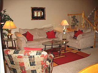 2nd image of 1126 Lillian Ln Unit Na