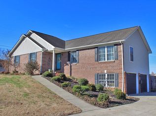 526 Summit Pointe Dr, Somerset, KY