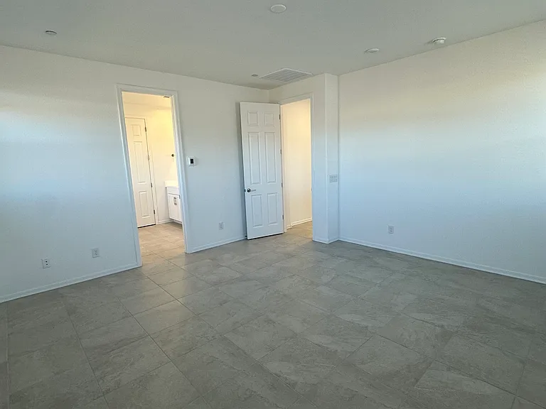 13412 W Eagle Feather Rd — Photo 12
