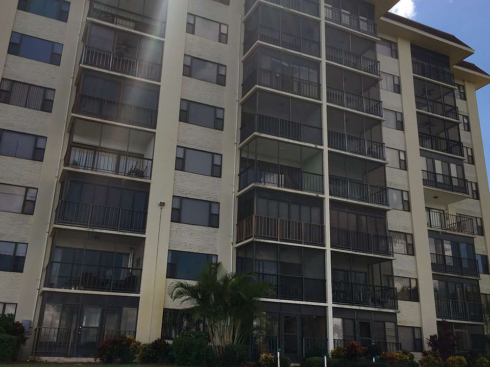 1st image of 117 Country Club Dr Unit 102-1