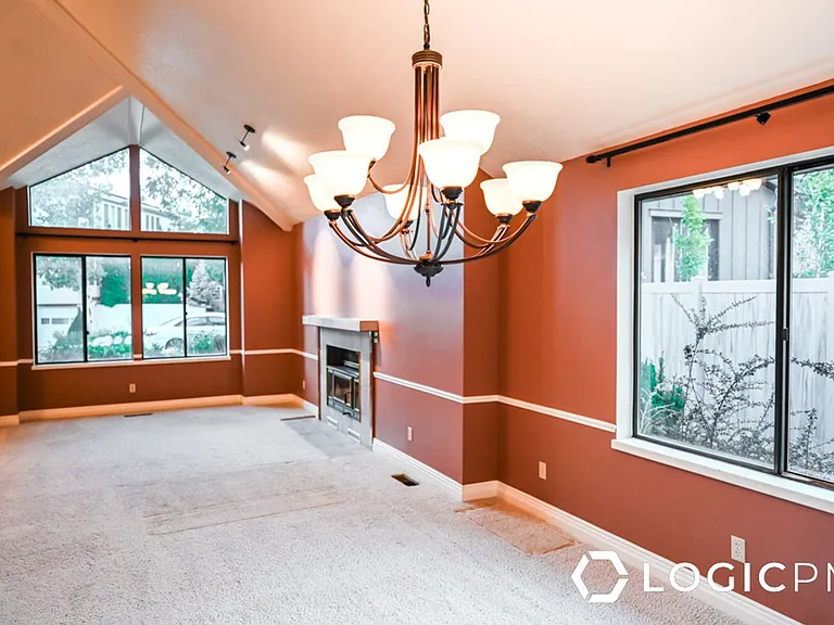 2298 E Oak Leaf Way — Photo 7