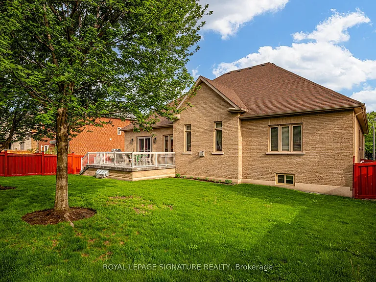 38 Pinemeadow Dr — Photo 50