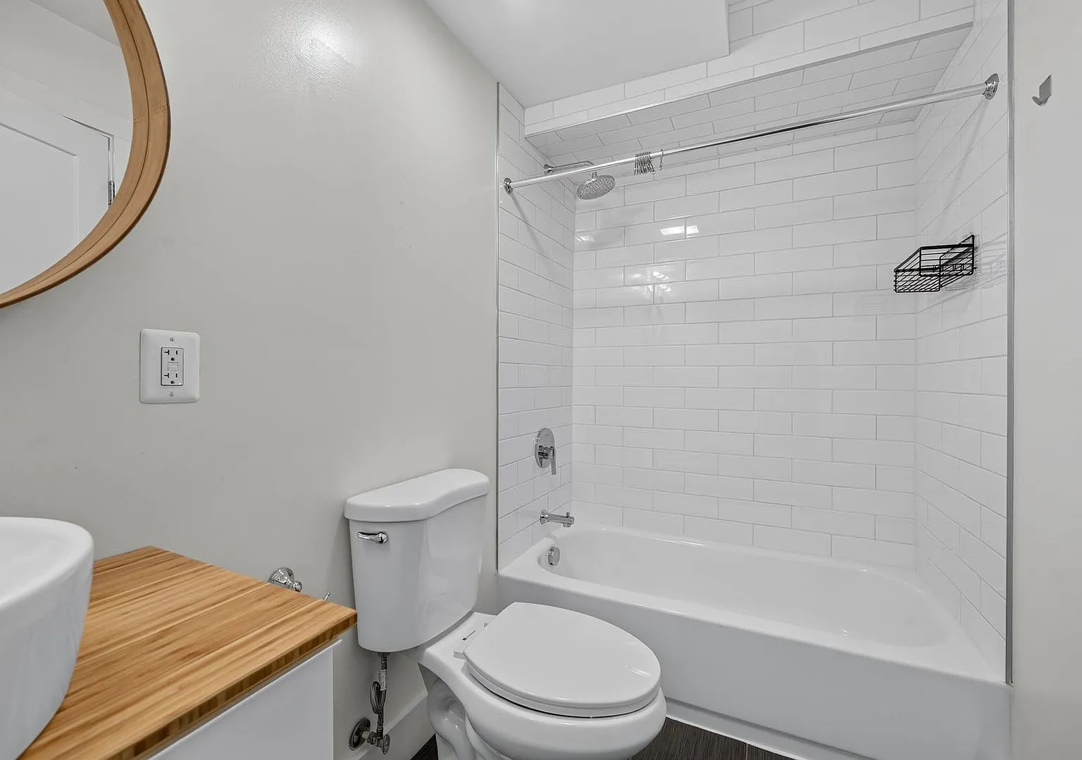 1680 Irving St NW — Photo 4