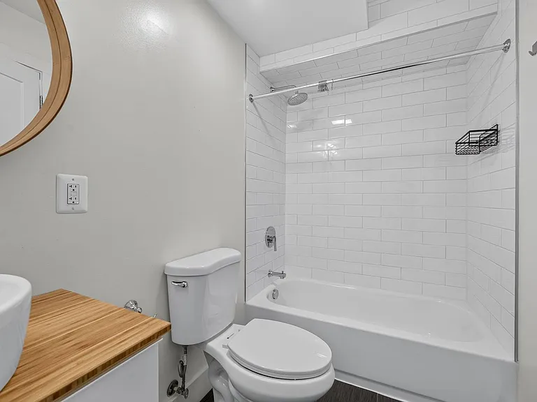 1680 Irving St NW — Photo 4
