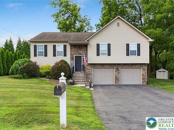 5th image of 700 Oakwood St