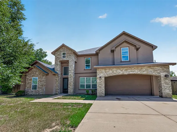 8807 Sedgemoor Dr, Tomball, TX 77375