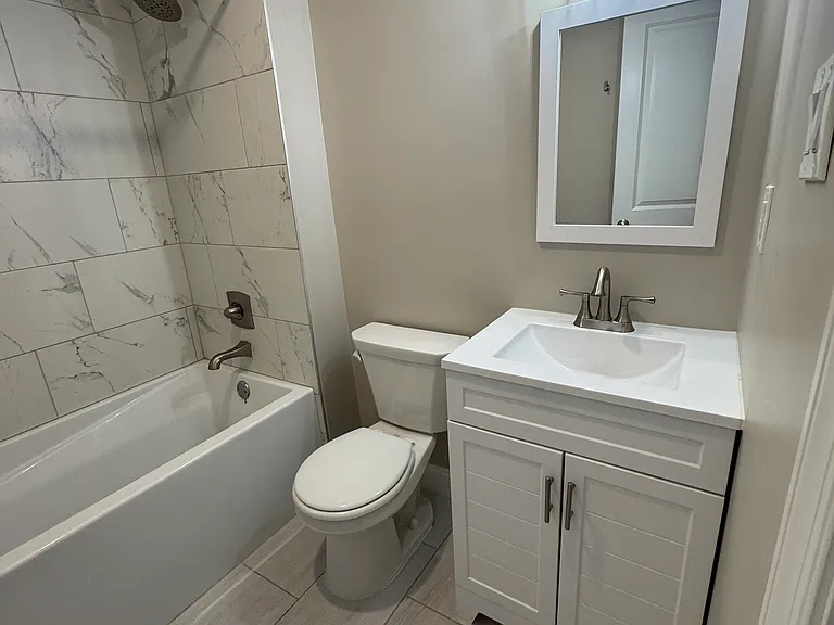 Shard 2nd floor. bathroom