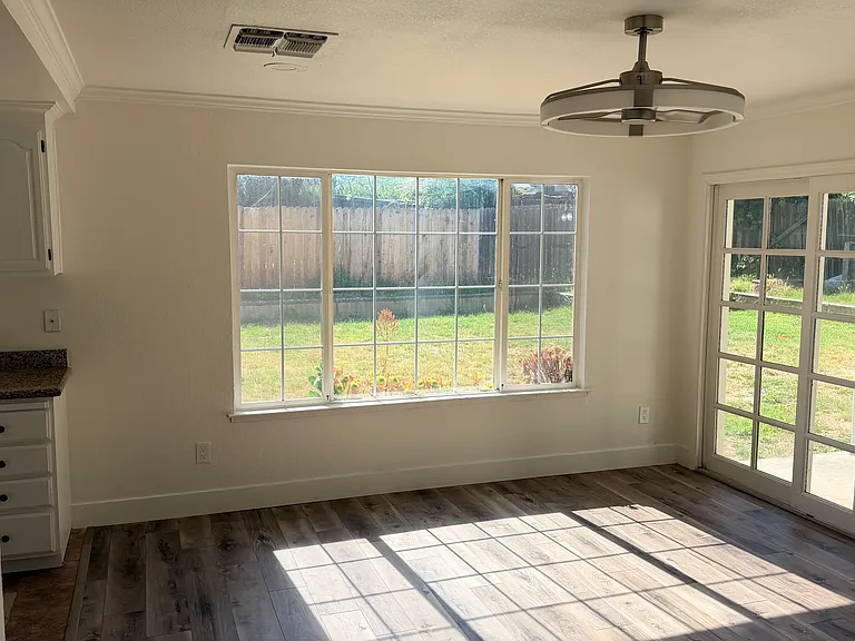 7339 Van Maren Ln — Photo 7
