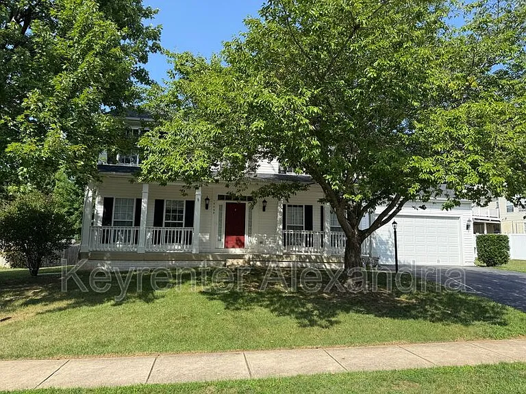 17753 Avenel Ln — Photo 2