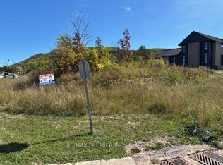 102 Maryward Cres, The Blue Mountains, ON N0H 1J0