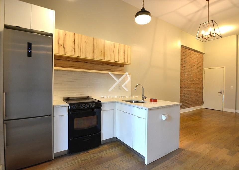1st image of 1043 Bedford Ave APT 1A