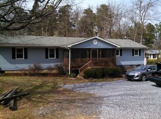 115 E Vandalia Rd, Greensboro, NC 27406