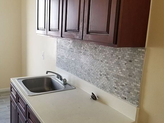 2nd image of 1202 Spofford Ave APT 3C