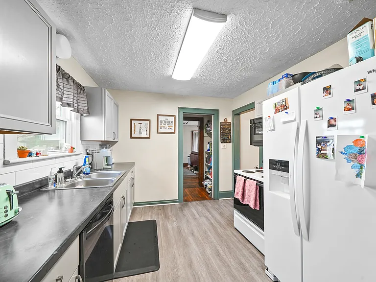 114 Linden Rd #1 — Photo 9