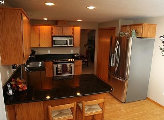 4th image of 16312 NE 73rd St